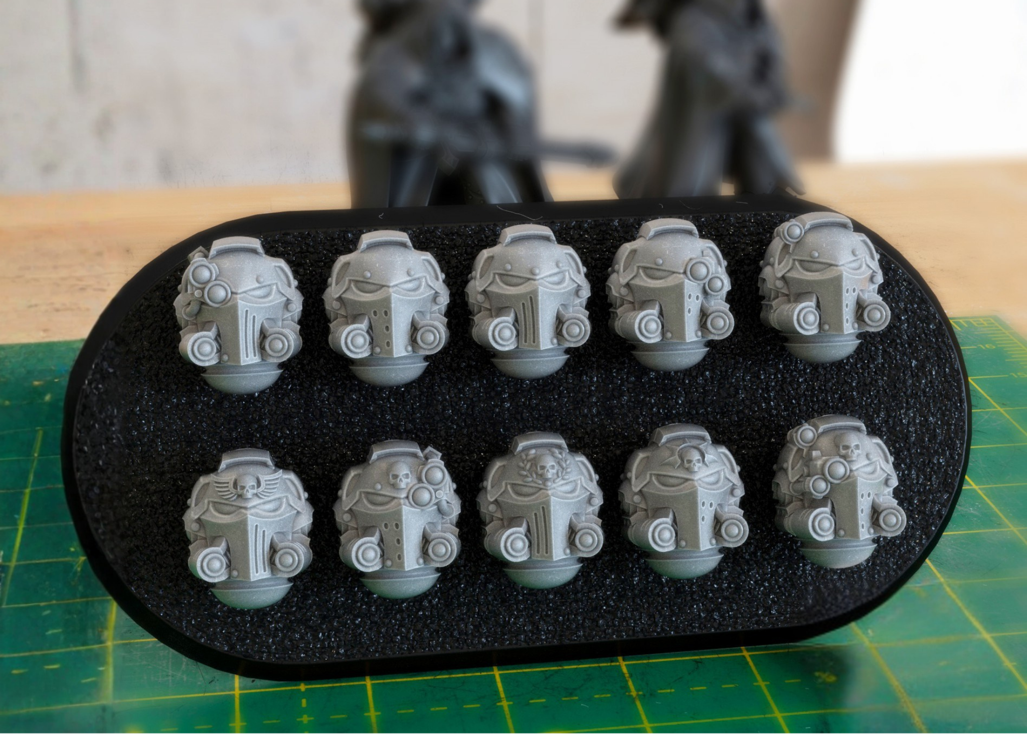 Casques Chevaliers Impériaux - Bits en Résine