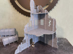 Décor wargame imprimé en 3D, ruine détaillée avec figurines et containers de stockage